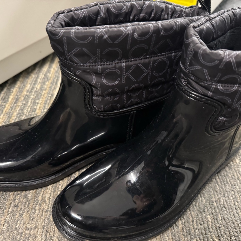Calvin Klein Black Quilted Waterproof Boots